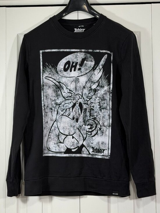 ONLY & SONS Other - Asterix "OH!" Graphic Sweatshirt by Only & Sons